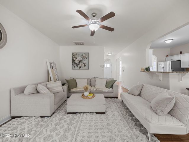 704 Oleander Street, Jacksonville, NC 28540