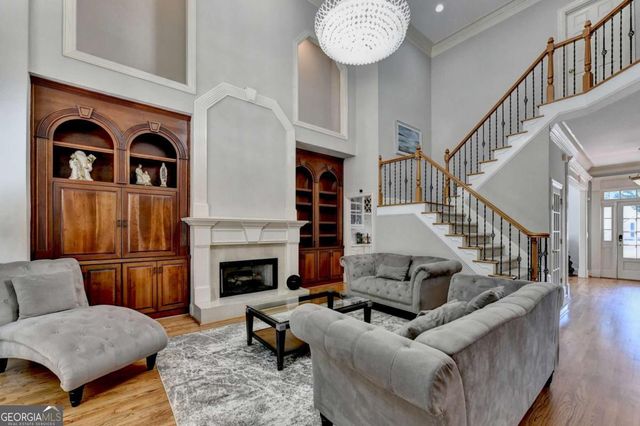 991 Moores Walk Lane, Suwanee, GA 30024