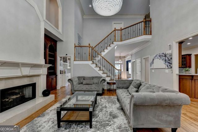 991 Moores Walk Lane, Suwanee, GA 30024