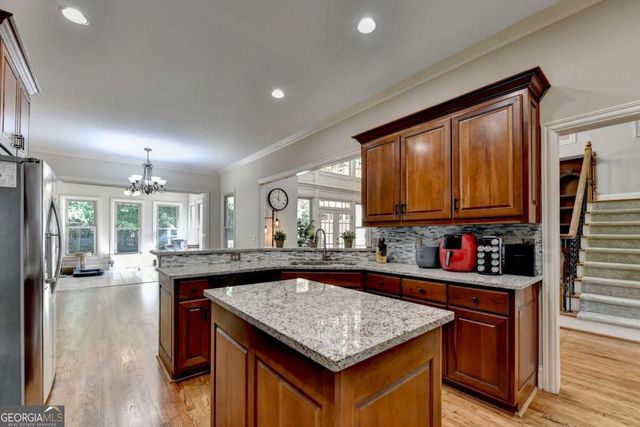 991 Moores Walk Lane, Suwanee, GA 30024