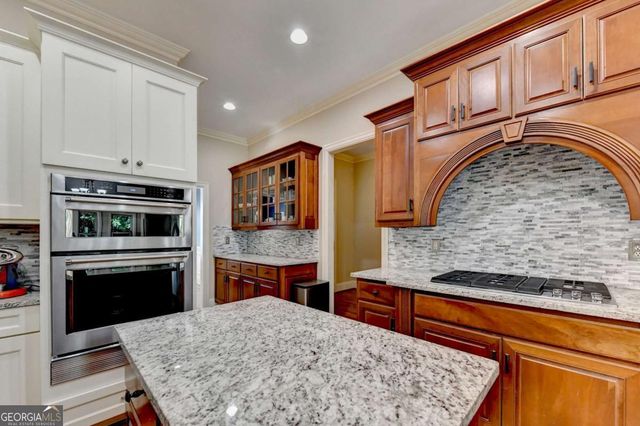 991 Moores Walk Lane, Suwanee, GA 30024