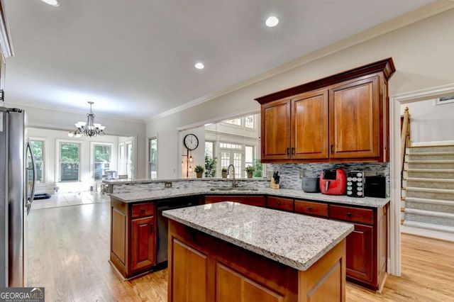 991 Moores Walk Lane, Suwanee, GA 30024