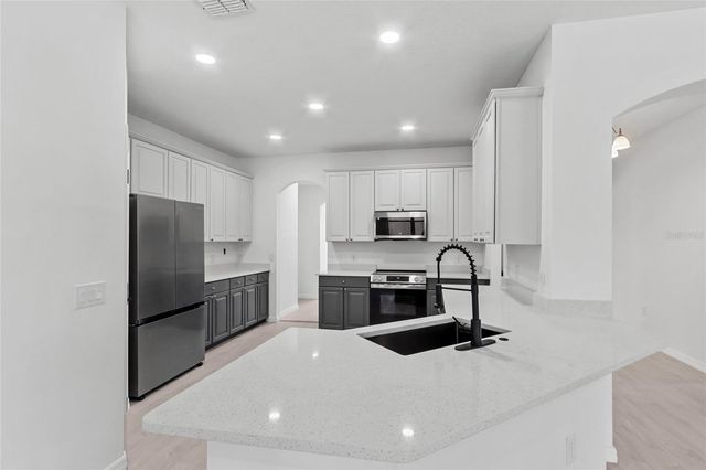 3000 STONINGTON RUN, Kissimmee, FL 34746