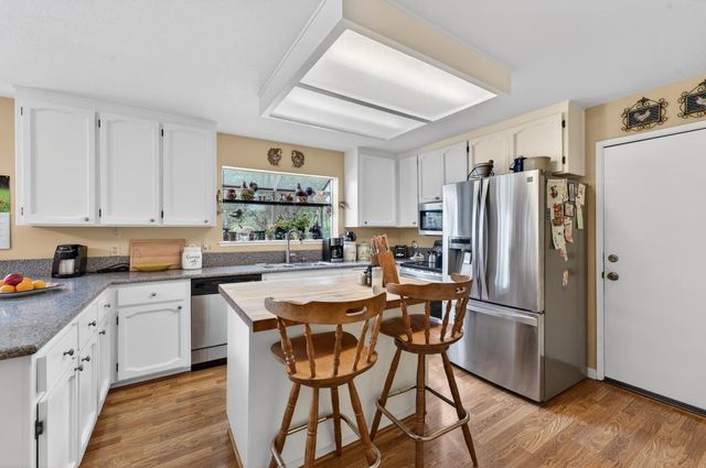 11198 Brahms Ct, Smartsville, CA 95977