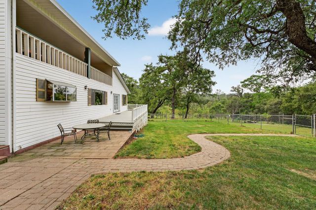 11198 Brahms Ct, Smartsville, CA 95977