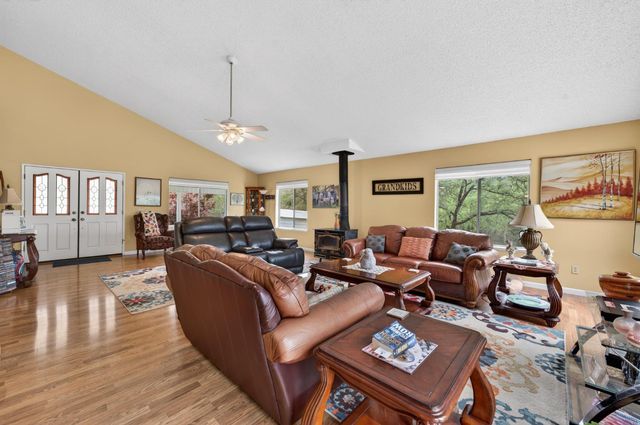 11198 Brahms Ct, Smartsville, CA 95977