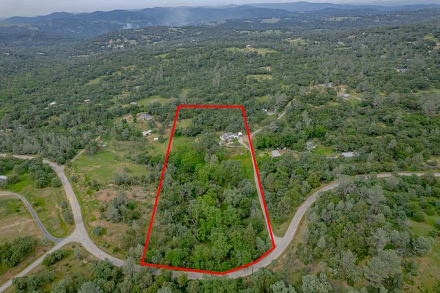 11198 Brahms Ct, Smartsville, CA 95977