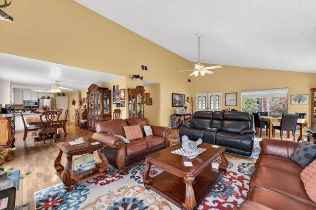 11198 Brahms Ct, Smartsville, CA 95977