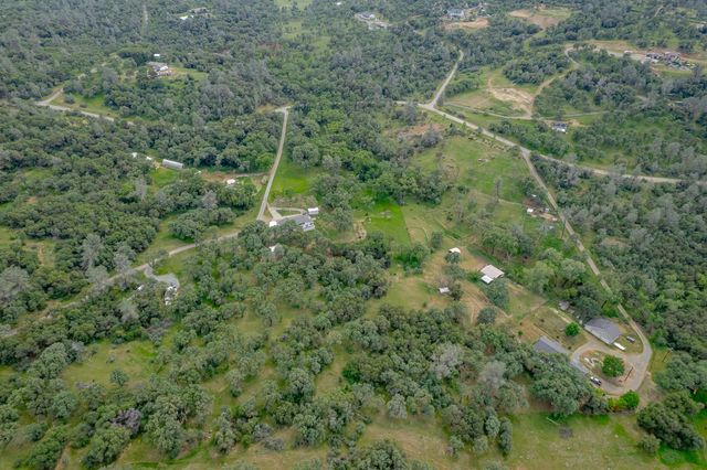 11198 Brahms Ct, Smartsville, CA 95977