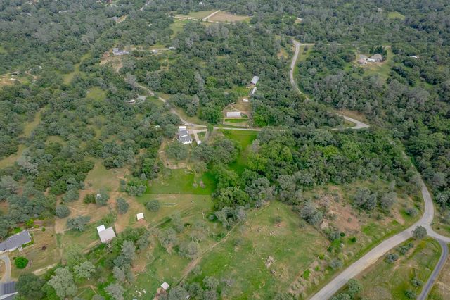 11198 Brahms Ct, Smartsville, CA 95977