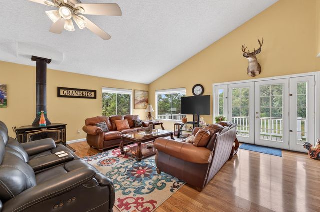 11198 Brahms Ct, Smartsville, CA 95977