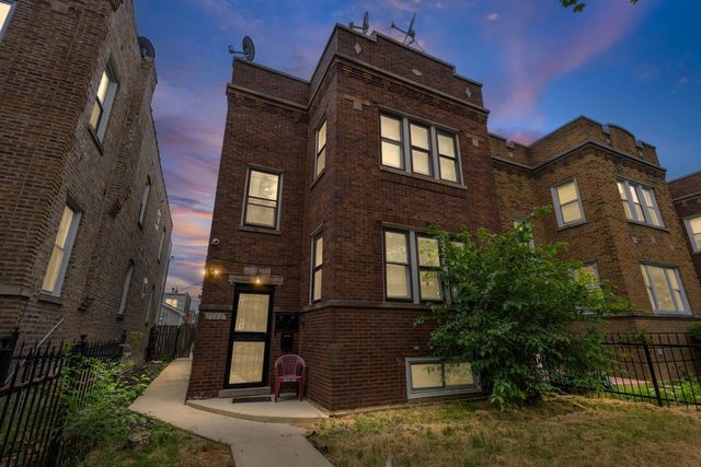 1742 N Mayfield Avenue 1, Chicago, IL 60639