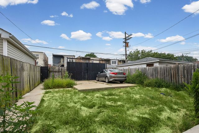 1742 N Mayfield Avenue 1, Chicago, IL 60639
