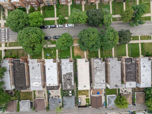 1742 N Mayfield Avenue 1, Chicago, IL 60639
