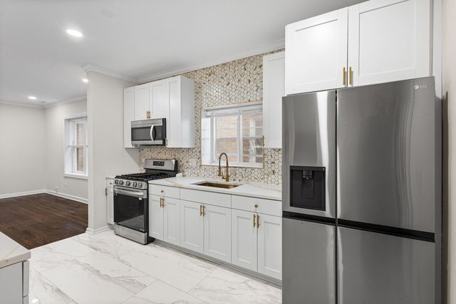 1742 N Mayfield Avenue 1, Chicago, IL 60639