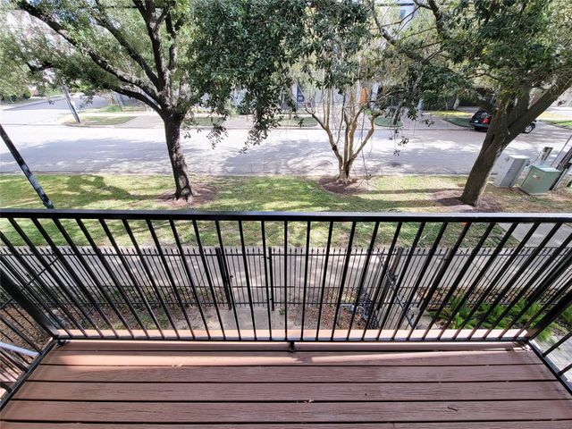 3010 La Branch Street, Houston, TX 77004