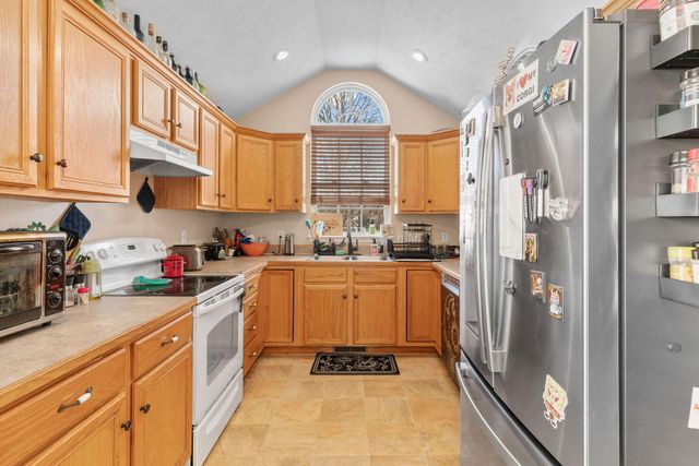 705 N Jonathan Avenue, Springfield, MO 65802