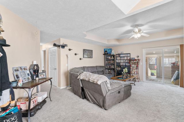 705 N Jonathan Avenue, Springfield, MO 65802