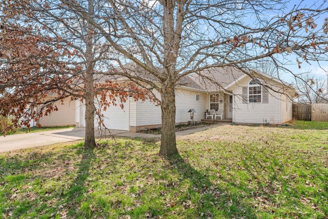 705 N Jonathan Avenue, Springfield, MO 65802