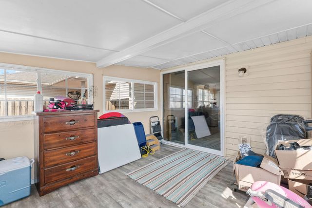 705 N Jonathan Avenue, Springfield, MO 65802