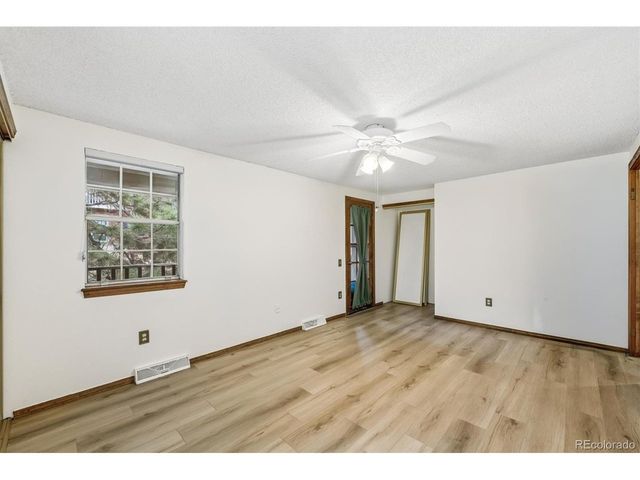 7101 W Yale Ave 303, Denver, CO 80227