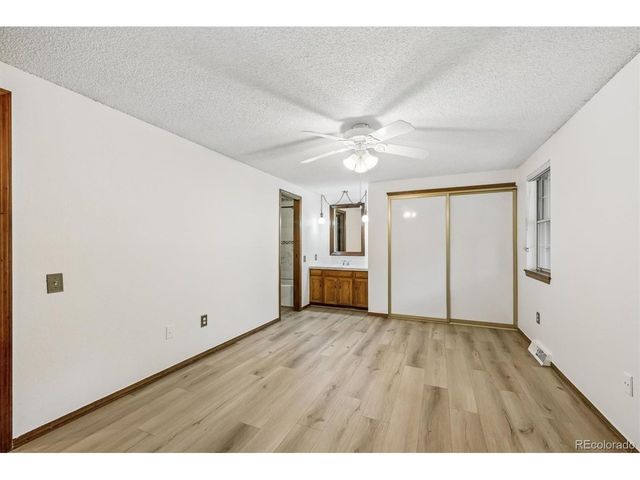 7101 W Yale Ave 303, Denver, CO 80227