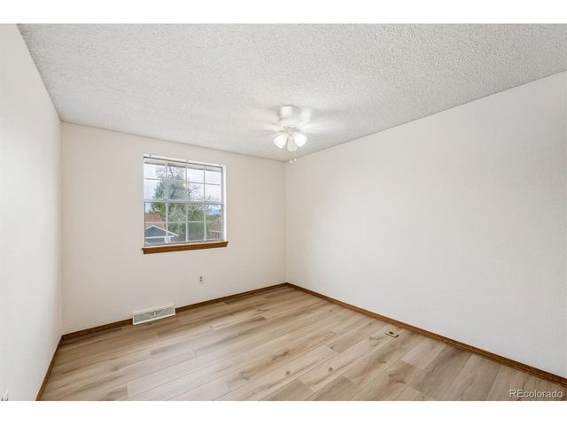7101 W Yale Ave 303, Denver, CO 80227