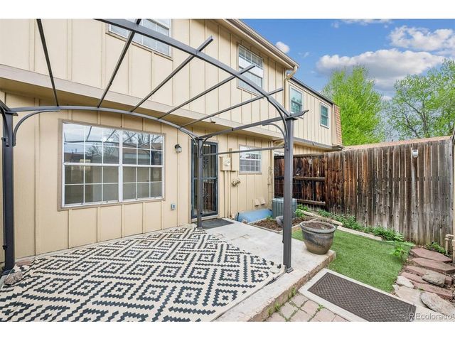 7101 W Yale Ave 303, Denver, CO 80227