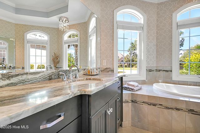 8586 Oak Abbey Trail NE, Leland, NC 28451