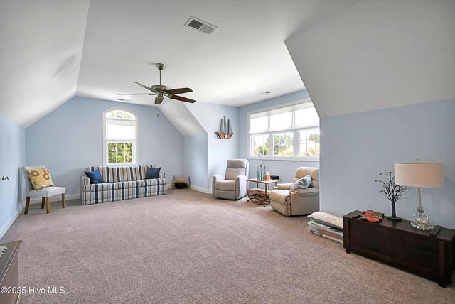 8586 Oak Abbey Trail NE, Leland, NC 28451