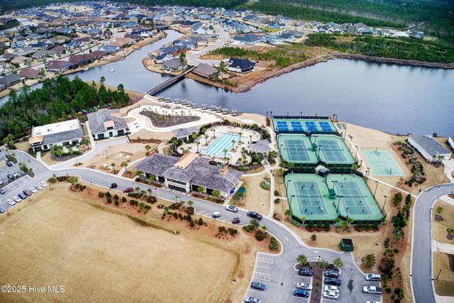 8586 Oak Abbey Trail NE, Leland, NC 28451