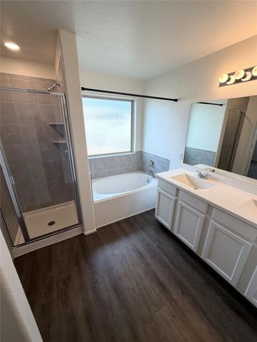 15400 Summer Ray DR, Del Valle, TX 78617
