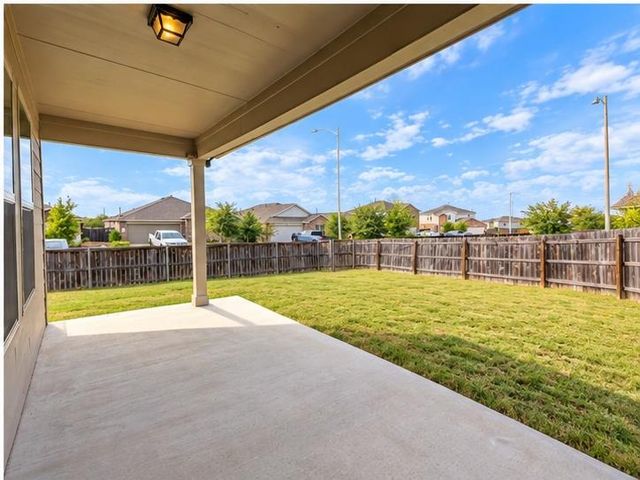 15400 Summer Ray DR, Del Valle, TX 78617