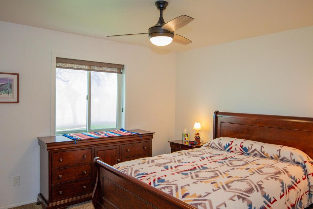 Image 24 of property listing at 31602 Tumbleweed Lane, Yokuts Valley, CA 93675