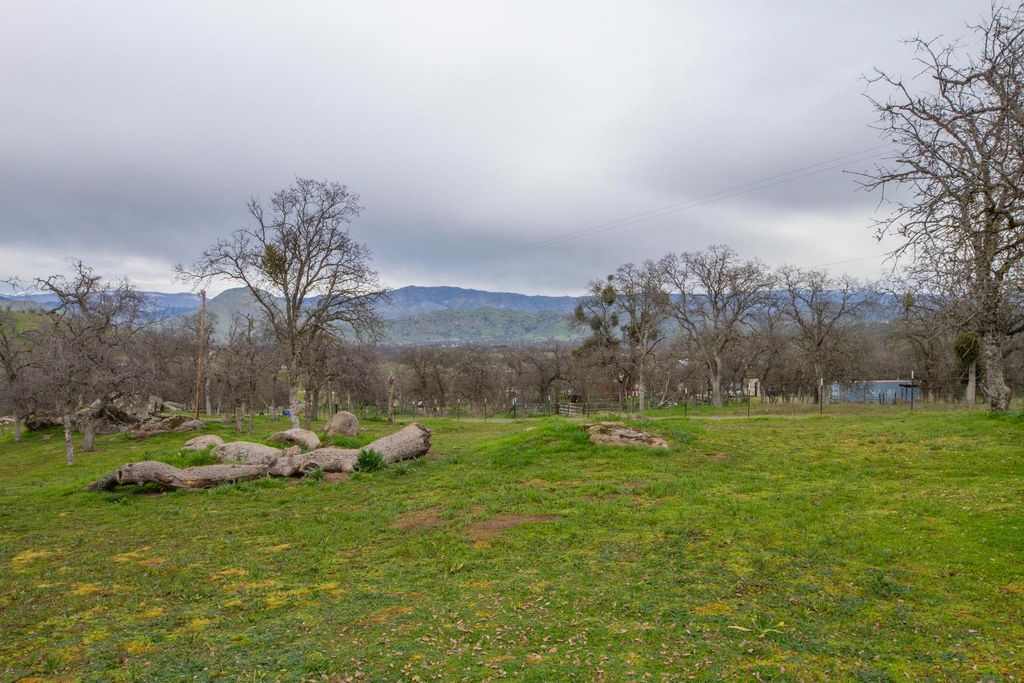 Image 55 of property listing at 31602 Tumbleweed Lane, Yokuts Valley, CA 93675