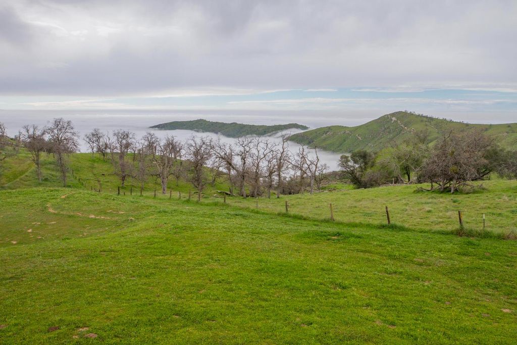 Image 58 of property listing at 31602 Tumbleweed Lane, Yokuts Valley, CA 93675