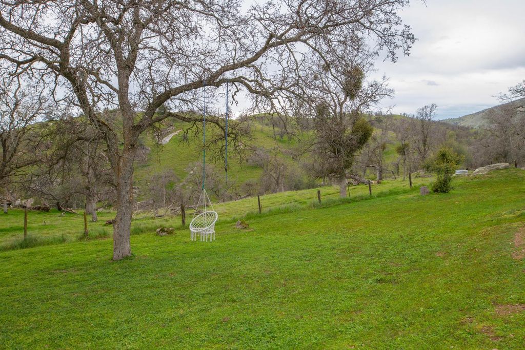 Image 59 of property listing at 31602 Tumbleweed Lane, Yokuts Valley, CA 93675