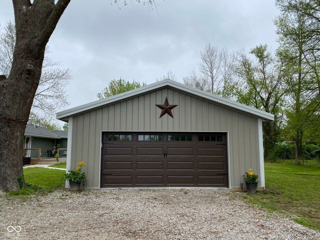 5575 S 995 E, Grammer, IN 47236