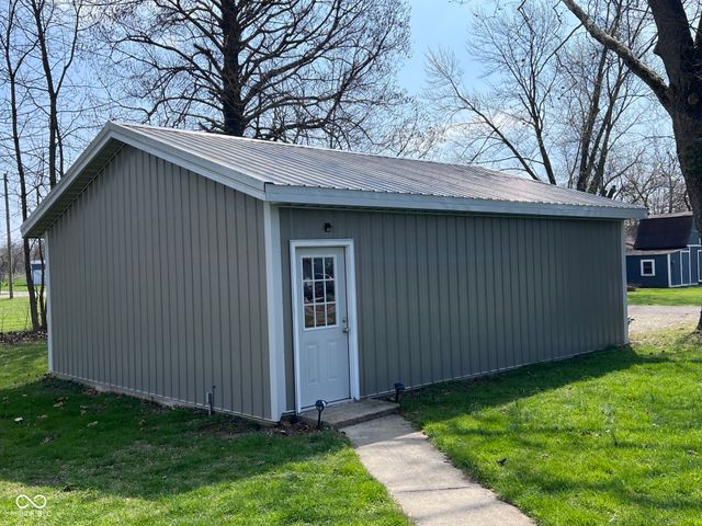 5575 S 995 E, Grammer, IN 47236