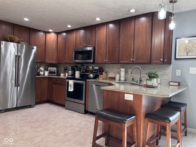 5575 S 995 E, Grammer, IN 47236