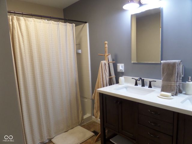 5575 S 995 E, Grammer, IN 47236