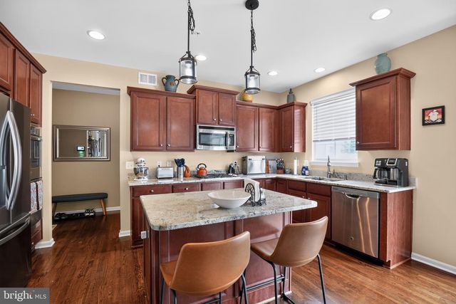 10518 BLACK PINE LN, Waldorf, MD 20603