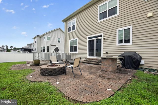 10518 BLACK PINE LN, Waldorf, MD 20603