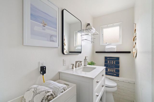 1114 Sheila Lane, Pacifica, CA 94044