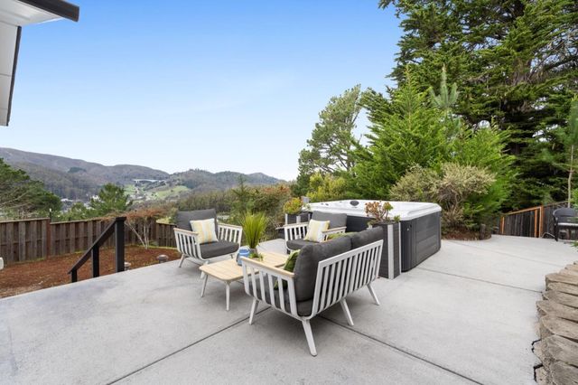 1114 Sheila Lane, Pacifica, CA 94044