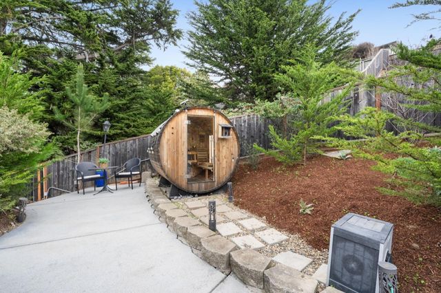 1114 Sheila Lane, Pacifica, CA 94044