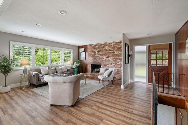 1114 Sheila Lane, Pacifica, CA 94044