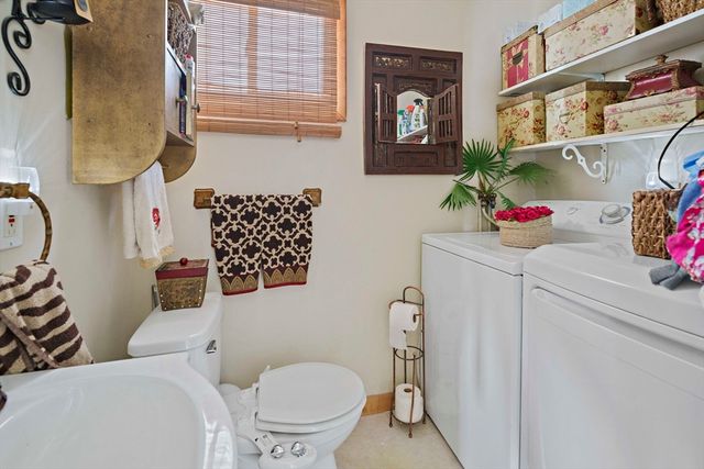 5 Caldwell St, Weymouth, MA 02191