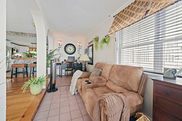 5 Caldwell St, Weymouth, MA 02191