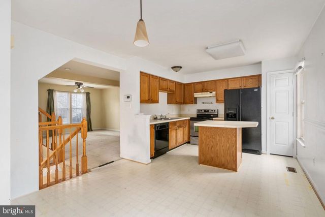 9605 BECKER CT, Fredericksburg, VA 22408